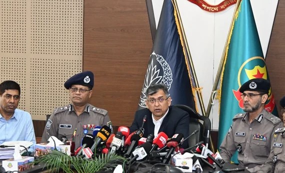 Home Minister Salahuddin AHmed addresses a meeting at the headquarters of Dhaka Metropolitan Police on Wednesday, March 4, 2026 - Photo by BSS